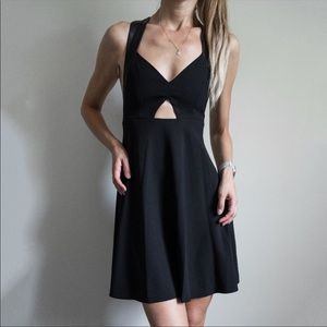 Alice + Olivia Dina leather trimmed dress